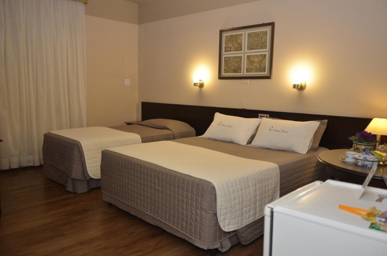 Village Hotel Ponta Grossa  Eksteriør billede